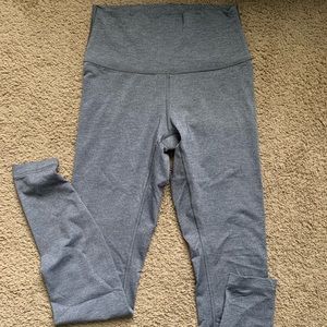 Lululemon Wunder Under High Rise Size 6 Leggings